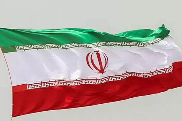 ... und die Fahne Irans. 