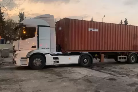 Die Container aus Ludwigshafen sind in Gaziantep angekommen. 