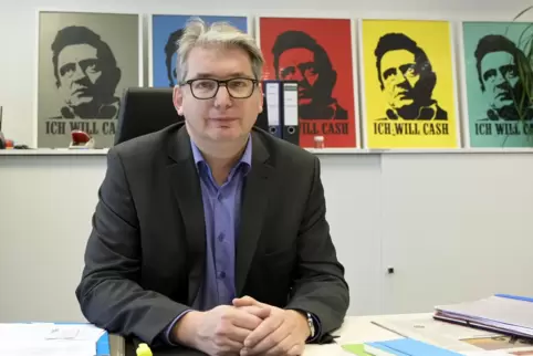 Seit Dezember 2018 Ludwigshafener Kämmerer: Andreas Schwarz, hier in seinem Büro. 