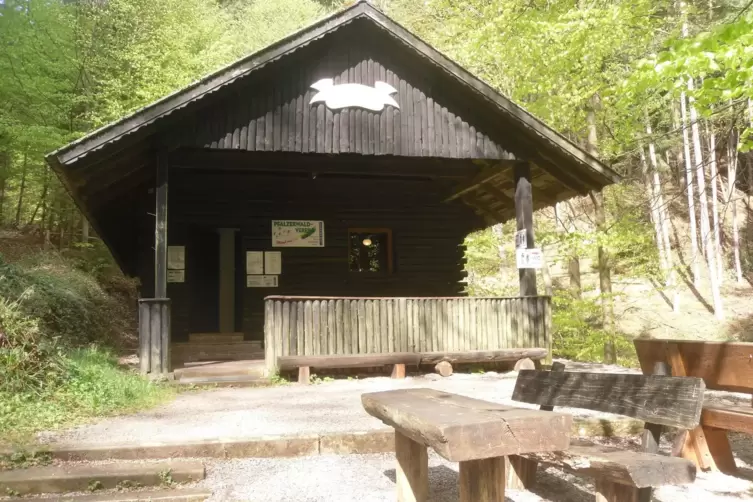 Die Walsheimer Hütte liegt Pottaschtal.