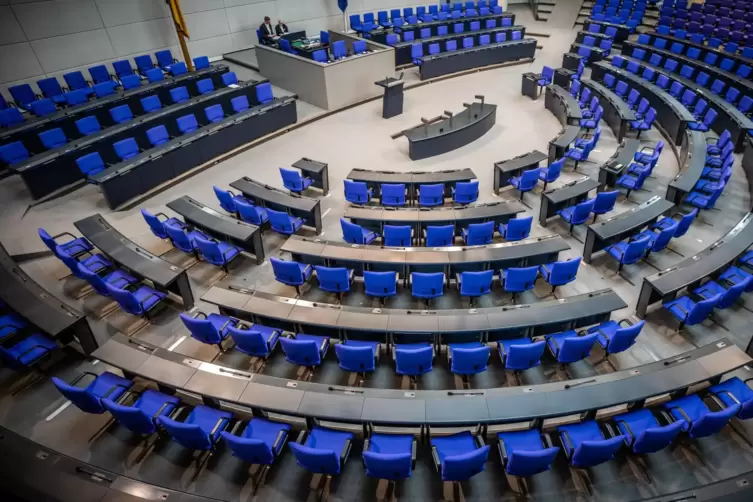 Der Deutsche Bundestag will in einer Wahlrechtsreform über die Sitzverteilung nach der nächsten Bundestagswahl mit einem neuen B