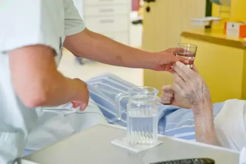 In der Stadtklinik ist der Anteil hochbetagter Patienten besonders hoch. In der Stadtklinik ist der Anteil hochbetagter Patienten besonders hoch.