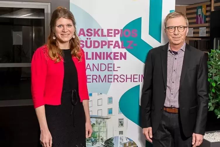 Asklepiosklinik Kandel, Ober&auml;rztin Verena Memmer und Chefarzt Volker Moog, Kandel ist bei Organentnahmen weit vorne. 
