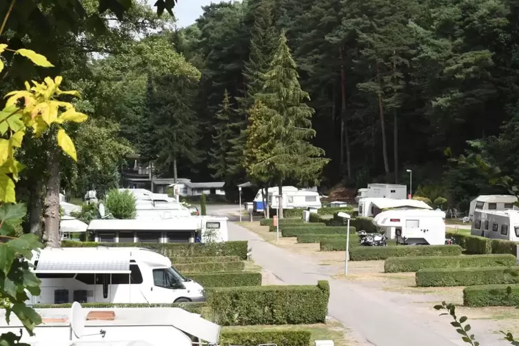 Auf dem Campingplatz steigen die Gebühren.