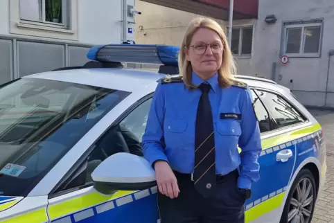 Verlässt Ludwigshafen nach gut zwei Jahren in Richtung Trier: Anja Rakowski, hier am Ludwigshafener Polizeipräsidium. Innenminis