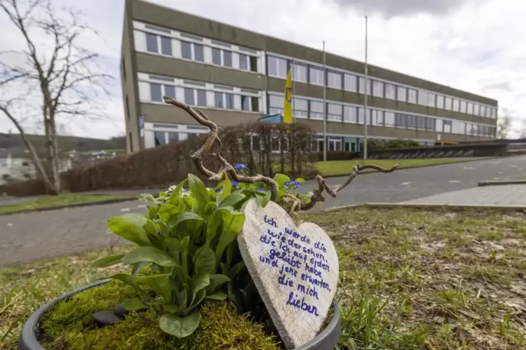 Auch an ihrer Schule wird der getöteten Luise gedacht. 