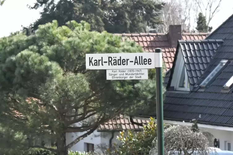 Die Karl-Räder-Allee soll in Lindenallee umbenannt werden. 
