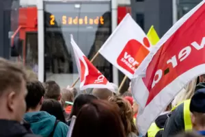 Im öffentlichen Verkehr dürfte sich am Montag wenig bewegen. Im öffentlichen Verkehr dürfte sich am Montag wenig bewegen.