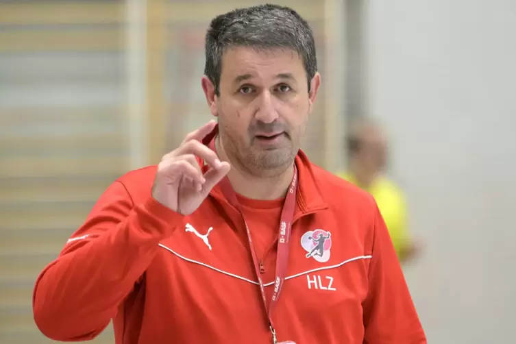 FSG-Trainer Eyub Erden.
