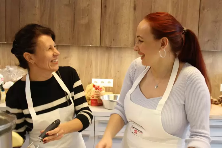 Mit Spaß dabei: Kalinina Kovalchuk (links) und Marya Svitlana.