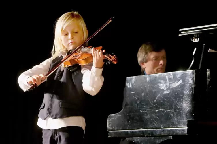 2017 brillierte der sechsjährige Leander Resch an der Violine. 