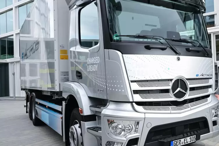 Das neue IT-System für Daimler Truck kommt von Siemens.