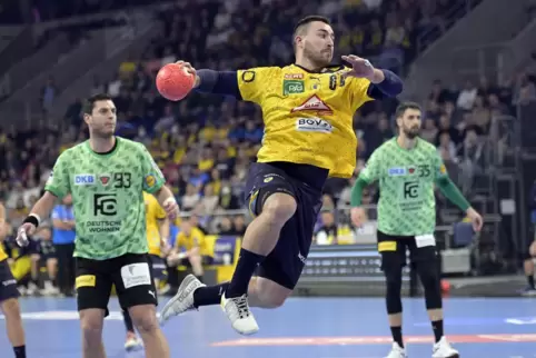 Jannik Kohlbacher im Spiel gegen die Füchse Berlin.