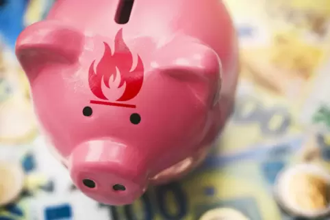 Die meisten Strom- und Gasverbraucher dürften die finanzielle Entlastung bald spüren. 