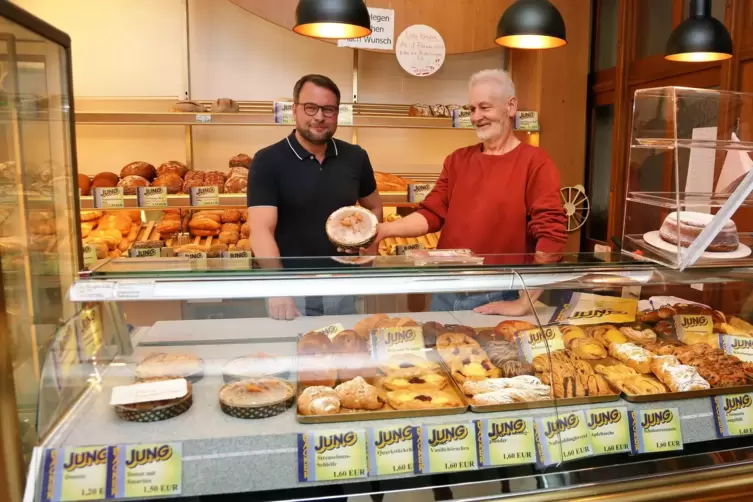 Vor mehr als einem Jahr hat Ottwin Merz das Steinbruch-Café in Rammelsbach übernommen. Nun arbeitet er dort als Angestellter. Li