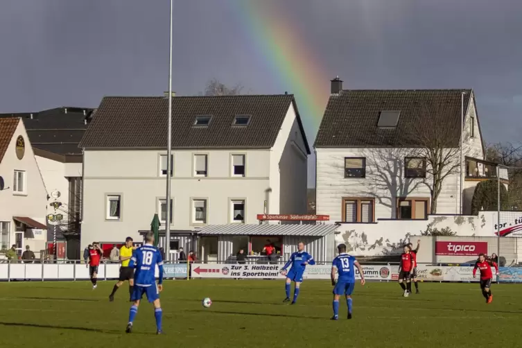 Ein Regenbogen brachte nach der Pause die Erleuchtung: Der TSC machte aus 0:1 ein 2:1.