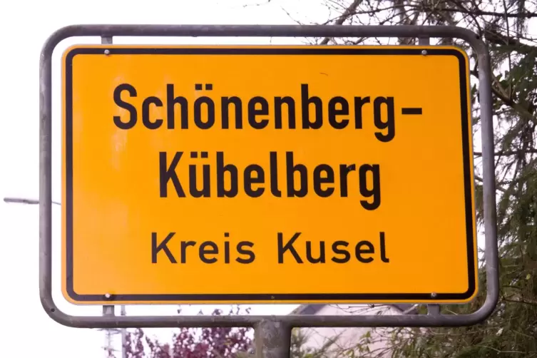 Ortsschild von Schönenberg-Kübelberg.