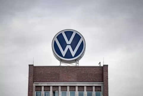 Der Volkswagen-Konzern wollte in den 1970er Jahren groß ins Fleischgeschäft einsteigen. Das Foto zeigt das VW-Logo auf dem Verwa