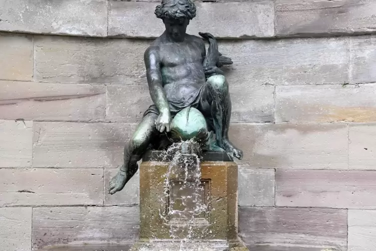 Brunnen in der Hauberanlage. 