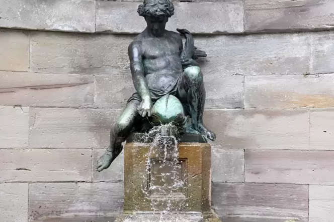 Brunnen in der Hauberanlage.