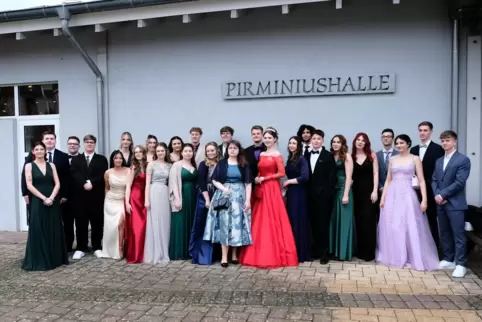 Der Abiturjahrgang der IGS Contwig bei der Verabschiedung in Hornbach am Freitag Abend. 