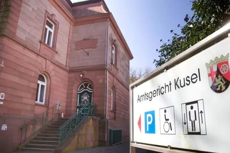 Die Bombendrohung ging am Montagmorgen beim Amtsgericht Kusel ein. 