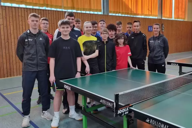 Haben viel ausprobiert und gelernt: die Teilnehmer des Trainingslagers für den Tischtennis-Nachwuchs in Mörsbach.