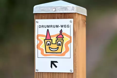 Einmal um Neustadt: der Drumrum-Weg samt Logo. 