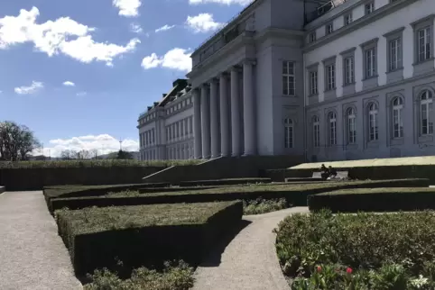 In Anlehnung an den preußischen Gartenbaumeister Peter Joseph Lenné ist die Anlage hinter dem Koblenzer Schloss vor zwölf Jahren