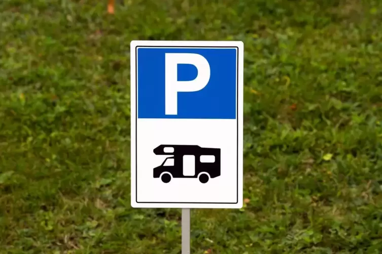 Parkplatz gar nicht so leicht zu finden: Der Boom bringt ein Problem für Wohnmobilisten mit sich. 