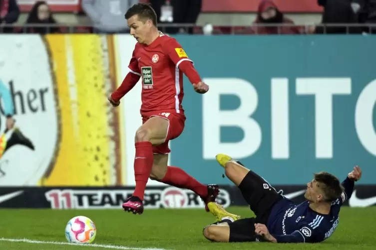 Erstmals in der Startelf &ndash; und &uuml;berzeugend: Nicolas de Pr&eacute;ville (links).
