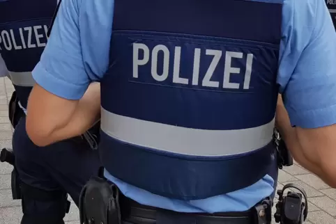 Die Polizei bittet um Hinweise. 