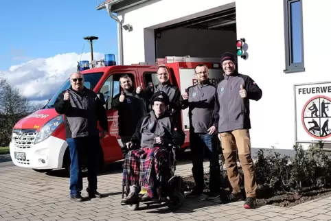 Für den Schmitshauser Feuerwehrmann Thomas Groß, der im Rollstuhl sitzt, werden im Mai viele Feuerwehrleute und Auswärtige bei e