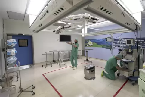2018 war der millionenschwere Umbau des OP-Trakts der Stadtklinik abgeschlossen, den Chirurgie-Chef Asbeck als „super ausgestatt