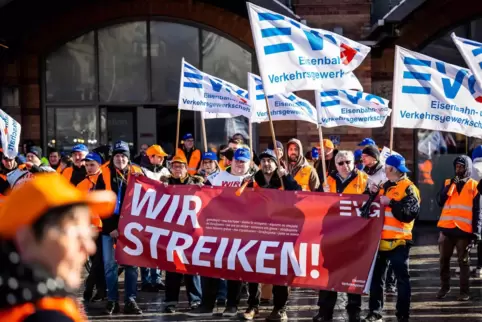 Vor gut drei Wochen hatte die EVG zu einem ganztägigen Warnstreik aufgerufen.