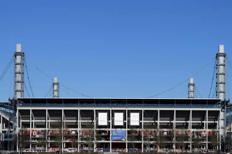 Das Rhein-Energie-Stadion liegt im Kölner Stadtteil Müngersdorf. Dort ist Sascha Bender aufgewachsen. 
