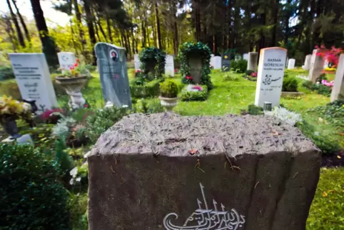Das muslimische Gräberfeld auf dem Waldfriedhof München.