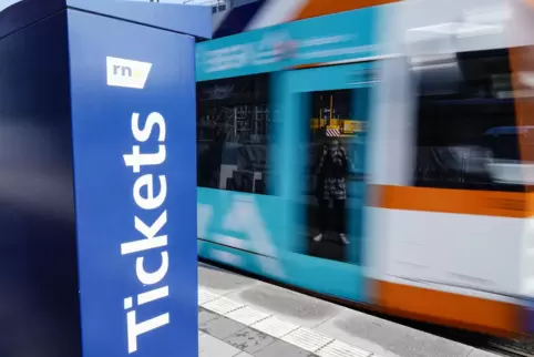 Es soll unter anderem untersucht werden, ob auch Maxdorf im Zehn-Minuten-Takt von der Rhein-Haardtbahn angefahren werden könnte.