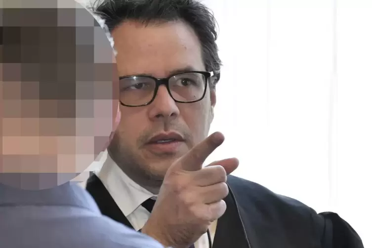 Spezialist f&uuml;r Medizinrecht: der Ludwigshafener Rechtsanwalt Jan Schabbeck in einem Prozess. 