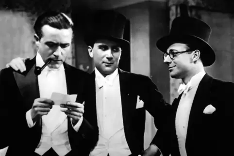 Dieses fröhliche Trio sang 1930 im Film „Die Drei von der Tankstelle“ den Schlager „Ein Freund, ein guter Freund“. Wenig später 