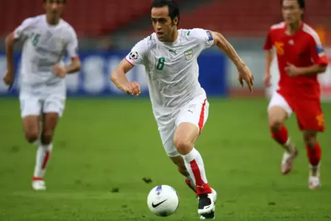Ali Karimi im Trikot der iranischen Nationalmannschaft, 2007 war das. 