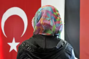Die Landesregierung will, dass der Islam-Verband Ditib mehr Distanz zum türkischen Staat aufbaut. 