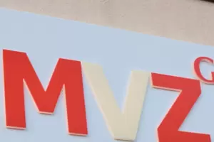 In Zeiten des Ärztemangels gelten Medizinische Versorgungszentren als wichtiges Modell für die Zukunft. In Zeiten des Ärztemangels gelten Medizinische Versorgungszentren als wichtiges Modell für die Zukunft.