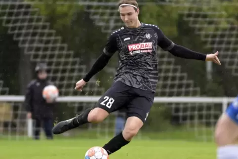 Lukas Kebernik zählt inzwischen zum Stammpersonal des FC Arminia Ludwigshafen.