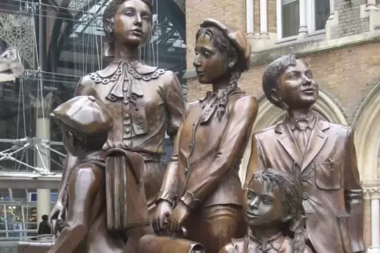 An der Liverpool Street Station in London erinnert dieses Denkmal an die Kindertransporte. 