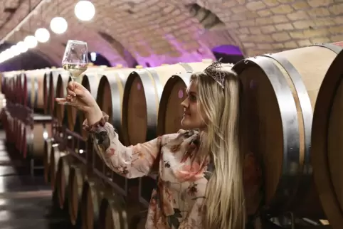 Die neue Weinprinzessin der Urlaubsregion hat schon als Kind im Weingut geholfen. 