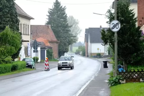 In Fahrtrichtung Zweibrücken zeigt dieses Schild in Mörsbach das Ende des 30er-Bereichs an. 