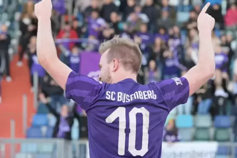 Seine Sperre könnte das Rennen um den Bezirksliga-Aufstieg beeinflussen: Felix Burkhard. 
