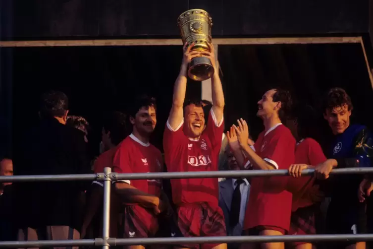 Der erste Titel für Axel Roos: der Pokalsieg 1990. 