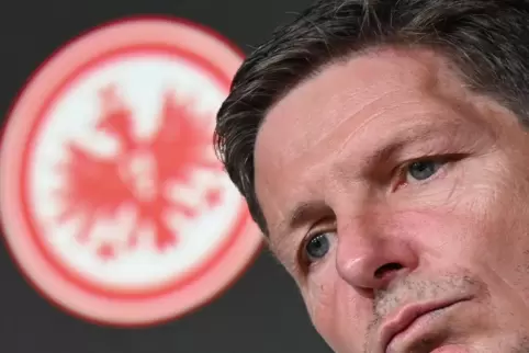 Noch für vier Spiele Trainer von Eintracht Frankfurt: Oliver Glasner. 